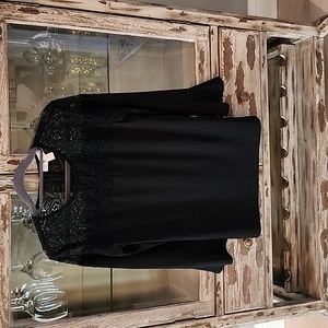 Michael Michael Kors Black Top-Laced Top. Size P/S